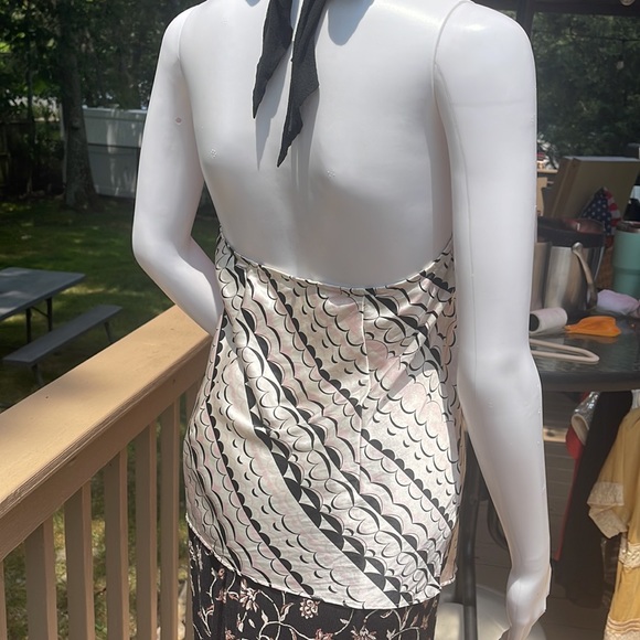 🛍5 for $20 🛍️ Madonna silk halter top - Picture 3 of 6